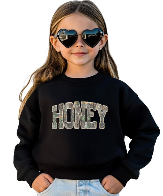 Olive Loves Apple Honey Camo Sweatshirt for Women, Teens & Girls - Trendy Camouflage Graphic Crewneck Pullover