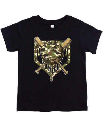 Olive Loves Apple Camo Baseball Shirt – Camouflage Baseball Graphic Tee for Men Women Kids
