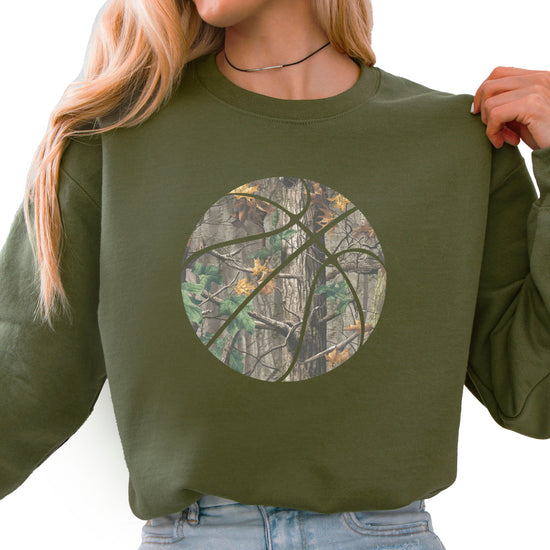 Camo basketball crewneck sweatshirt in Army Green, view 2