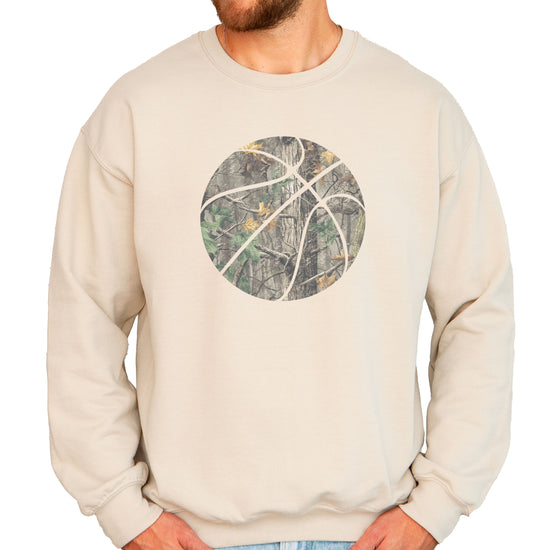 Camo basketball crewneck sweatshirt in Sand, view 3