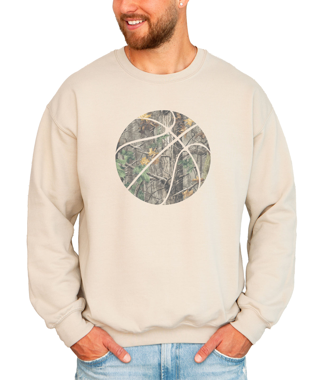 Camo basketball crewneck sweatshirt in Sand, view 3