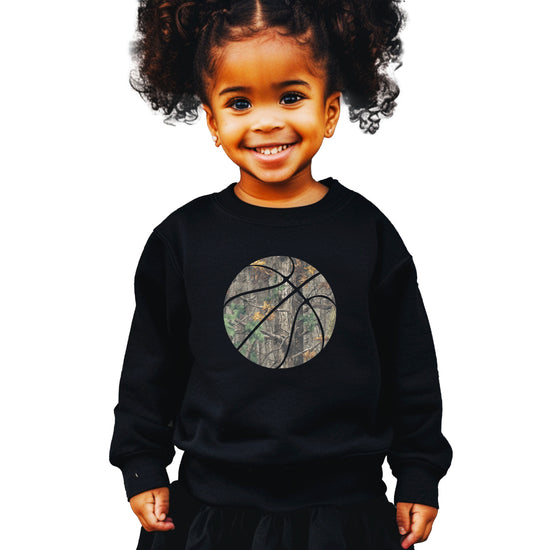 Camo basketball youth crewneck sweatshirt in Black, view 4