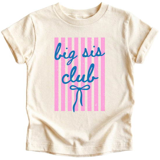 Big Sis Club sibling reveal announcement tee in Natural for girls - detail view