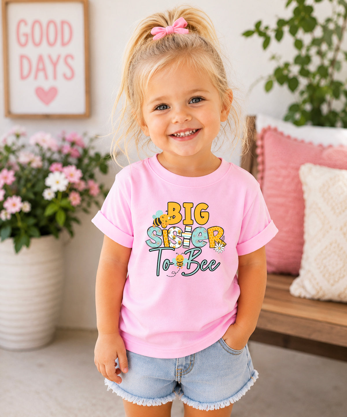 Big Sister to Bee bumble bee sibling reveal tee in Pink, view 3