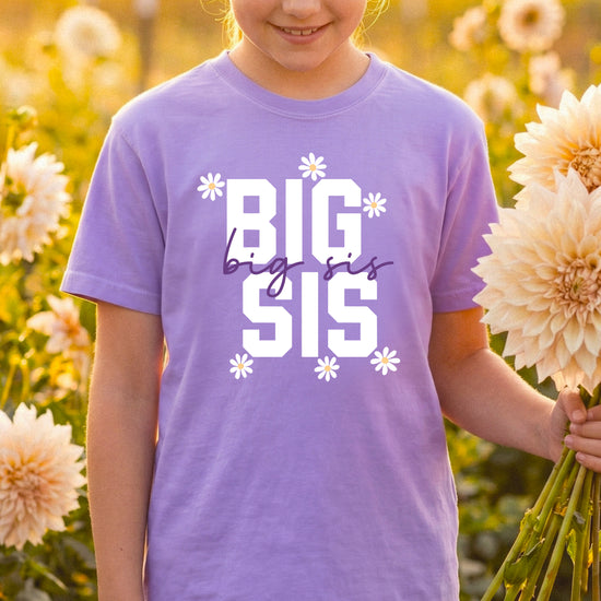Big Sis Daisies big sister sibling reveal tee - Purple Shirt lifestyle