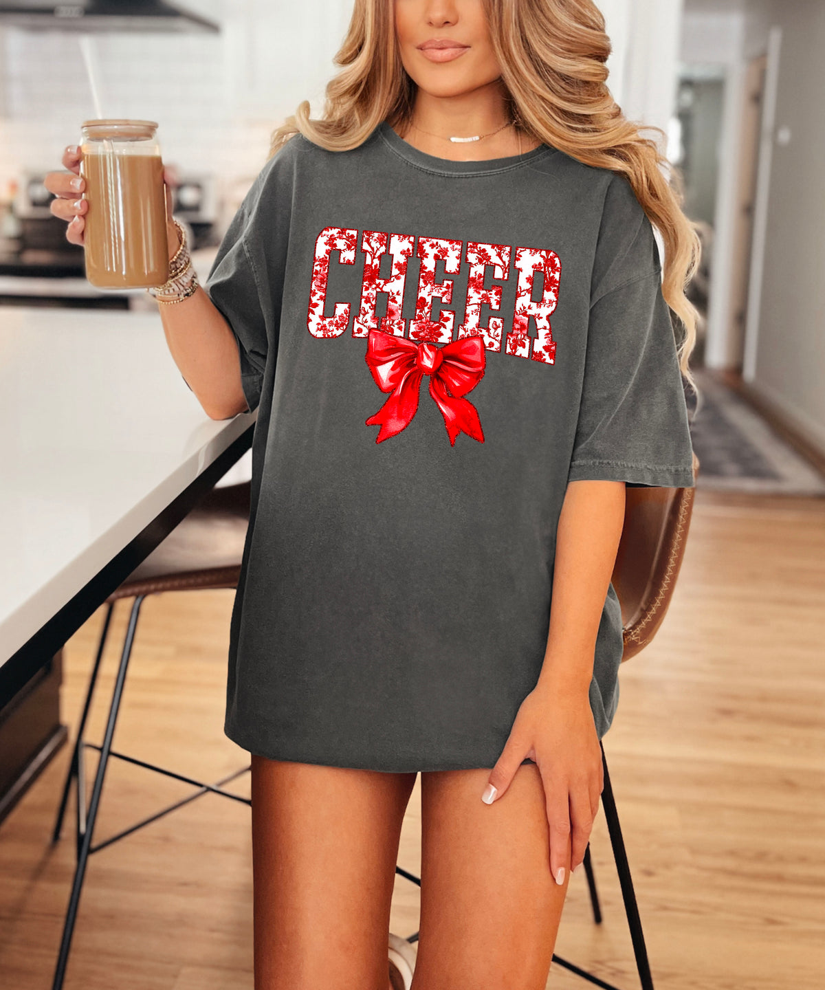 Cheer red floral bow shirt in Pepper, detail view