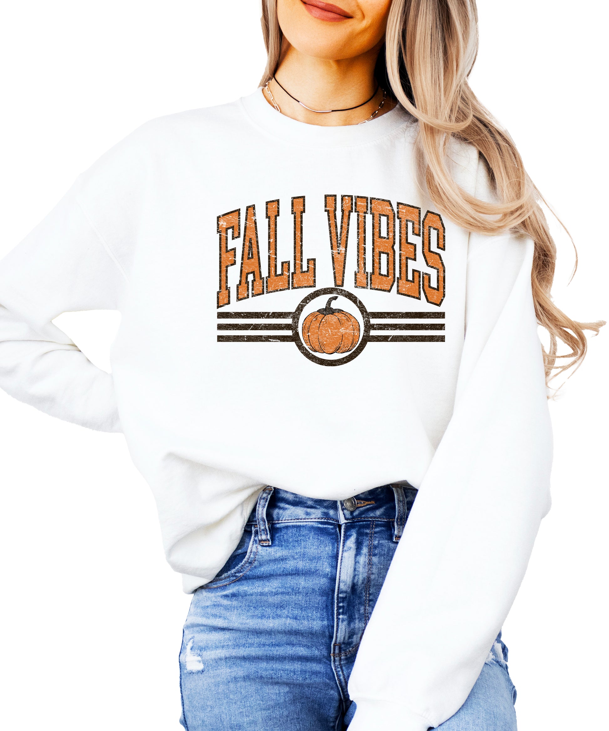 Fall Vibes retro pumpkin graphic crewneck sweatshirt in White, detail of the graphic