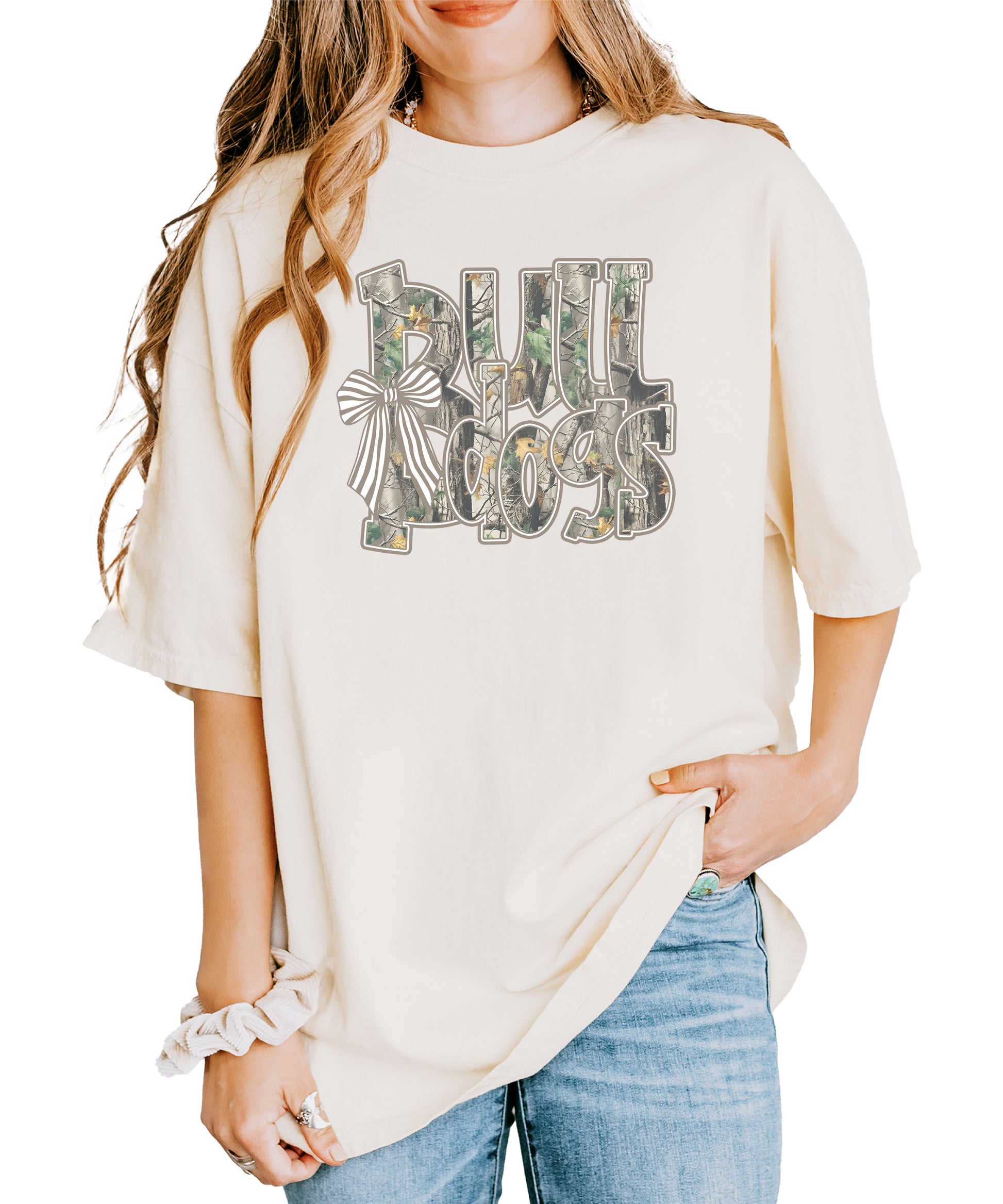 Bulldogs Camo Coquette Bow Comfort Colors tee in Ivory - view 5