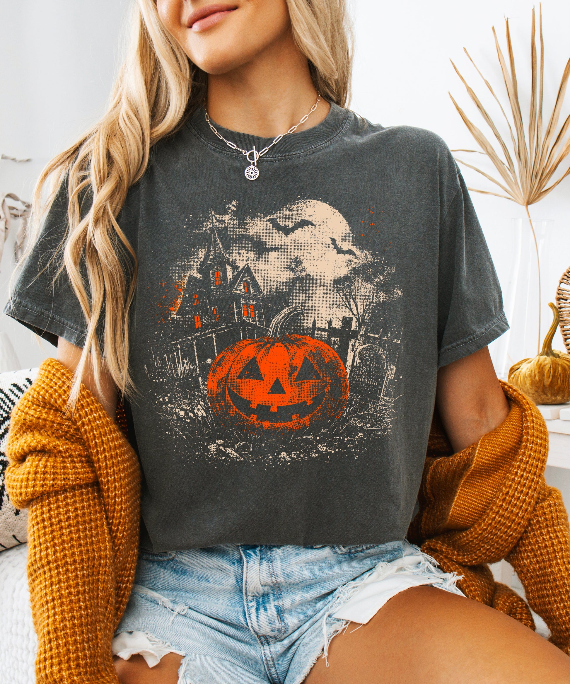 Halloween jack-o-lantern haunted house graphic tee, Pepper Shirt, view 7