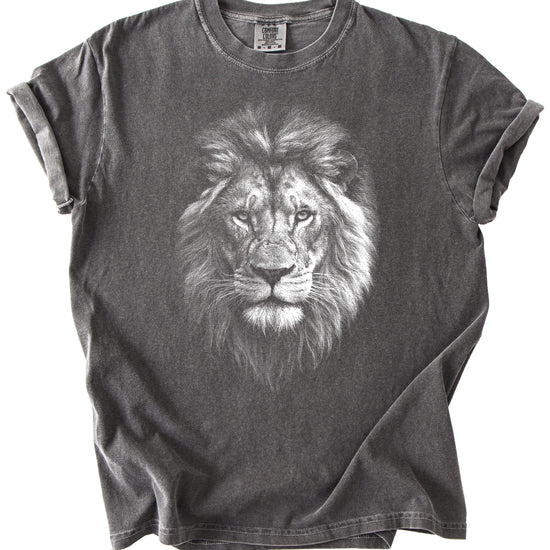 Distressed lion graphic tee in Pepper on a Comfort Colors 1717 heavyweight cotton shirt, view 3