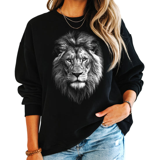 Distressed lion sweatshirt in Black, unisex crewneck, detail view