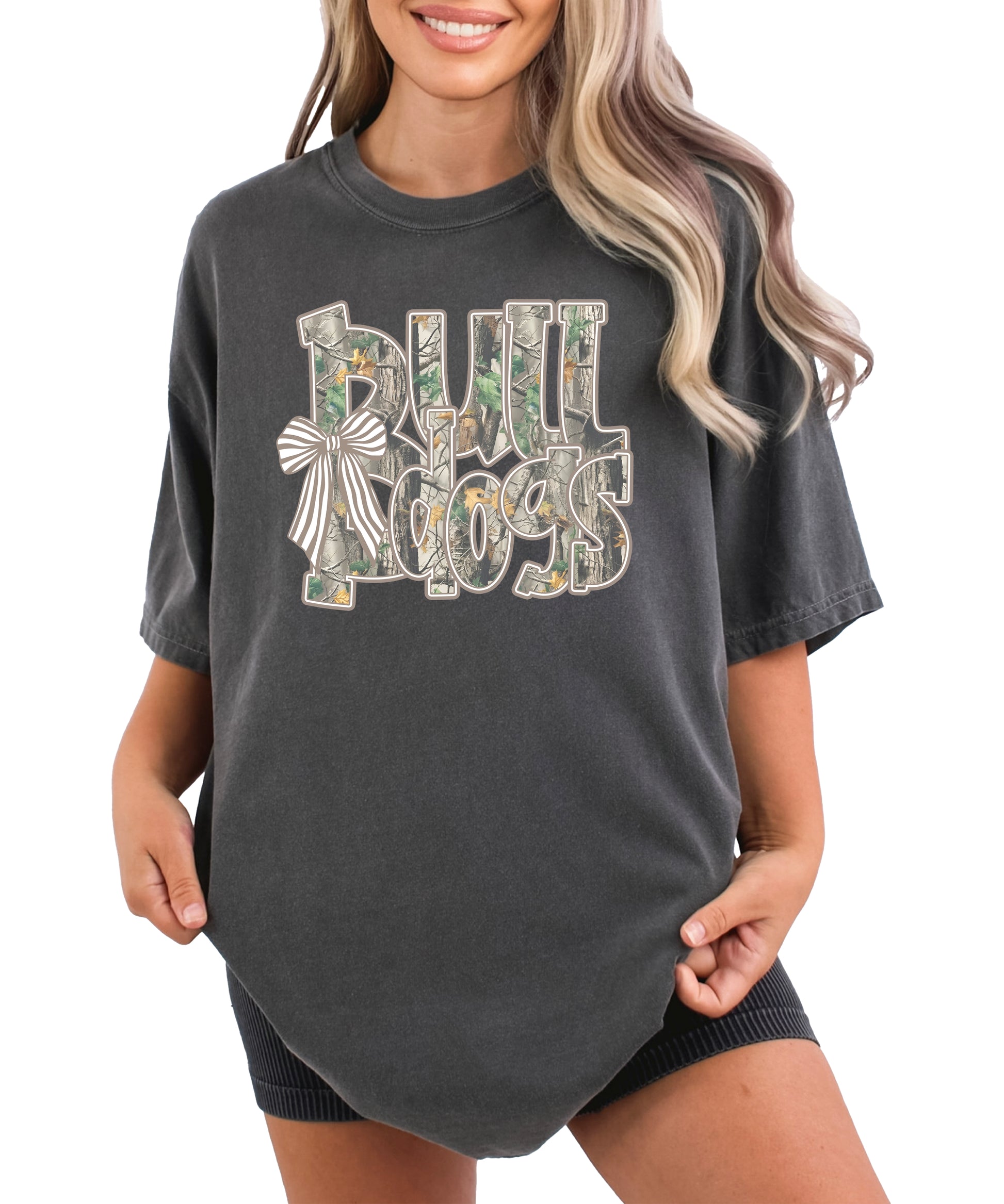 Bulldogs Camo Coquette Bow Comfort Colors tee in Pepper - front view