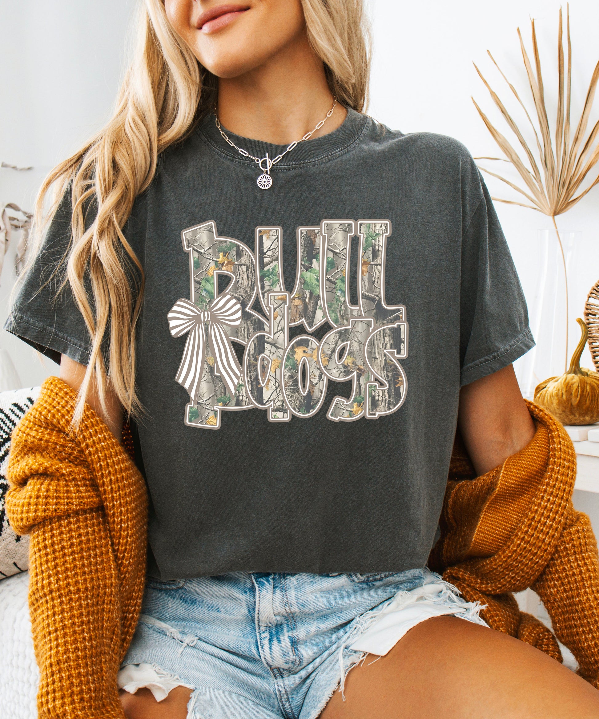 Bulldogs Camo Coquette Bow Comfort Colors tee in Pepper - view 6