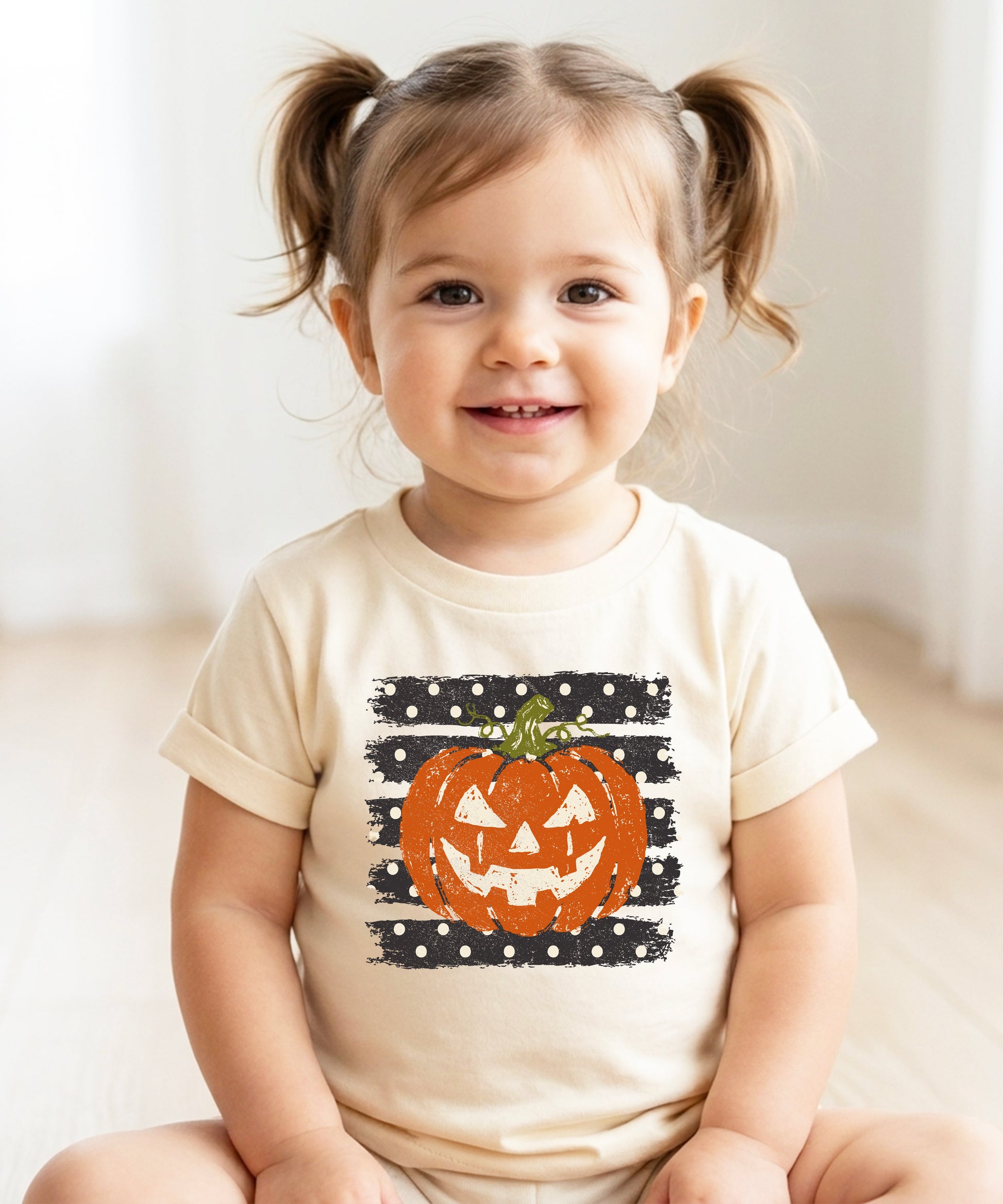 Retro jack-o-lantern pumpkin polka dot Halloween kids tee in Natural, fit and back view