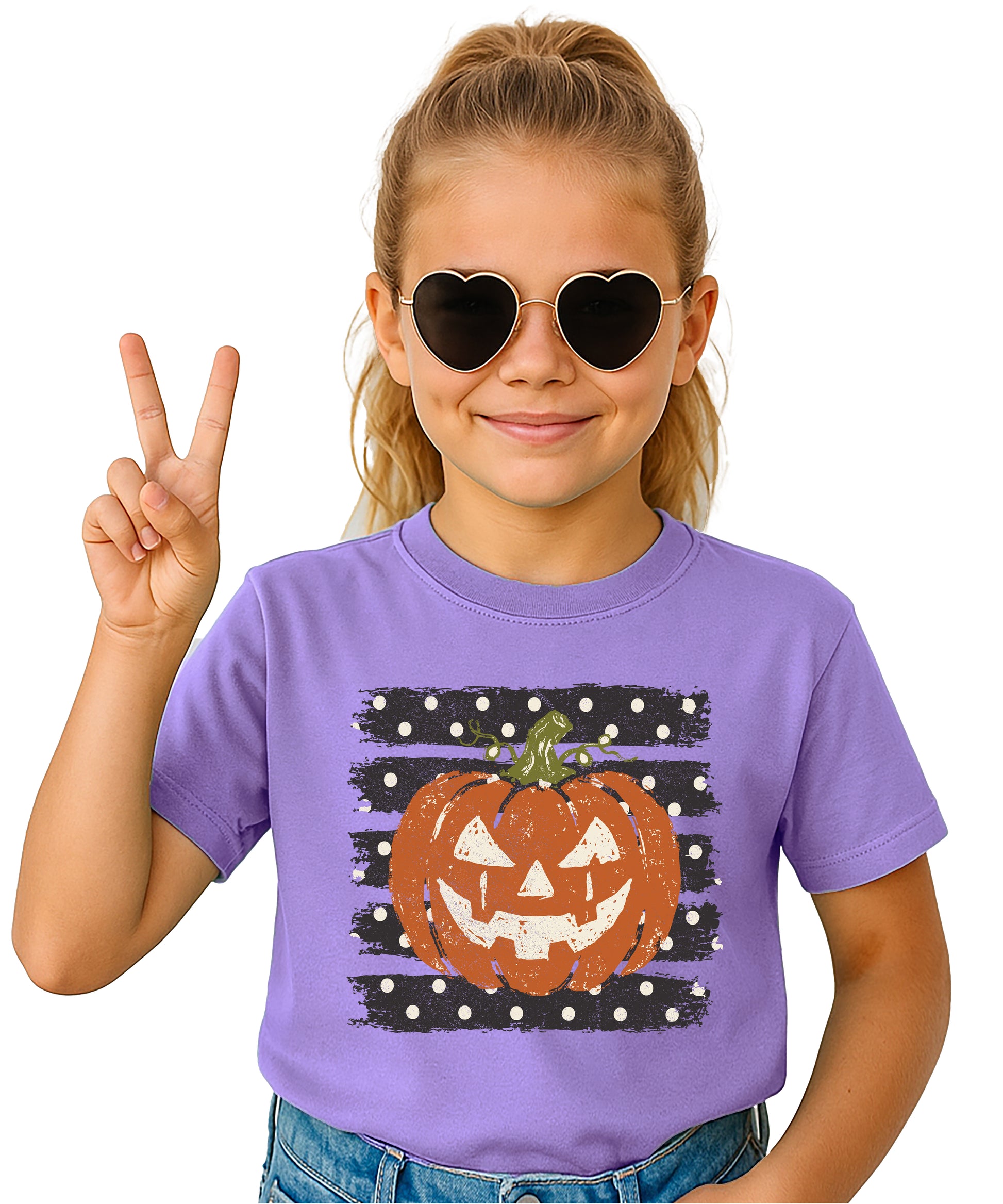 Retro jack-o-lantern pumpkin polka dot Halloween kids tee in Purple, detail view of the pumpkin graphic