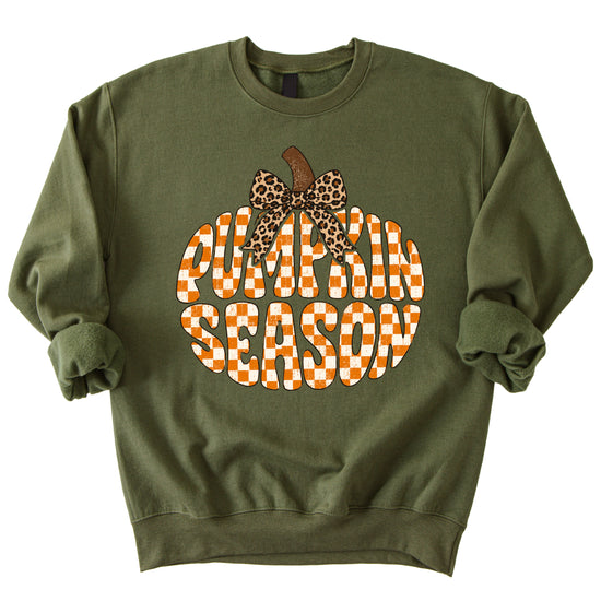 Army Green Pumpkin Season checkered pumpkin leopard bow crewneck sweatshirt for women, design close-up