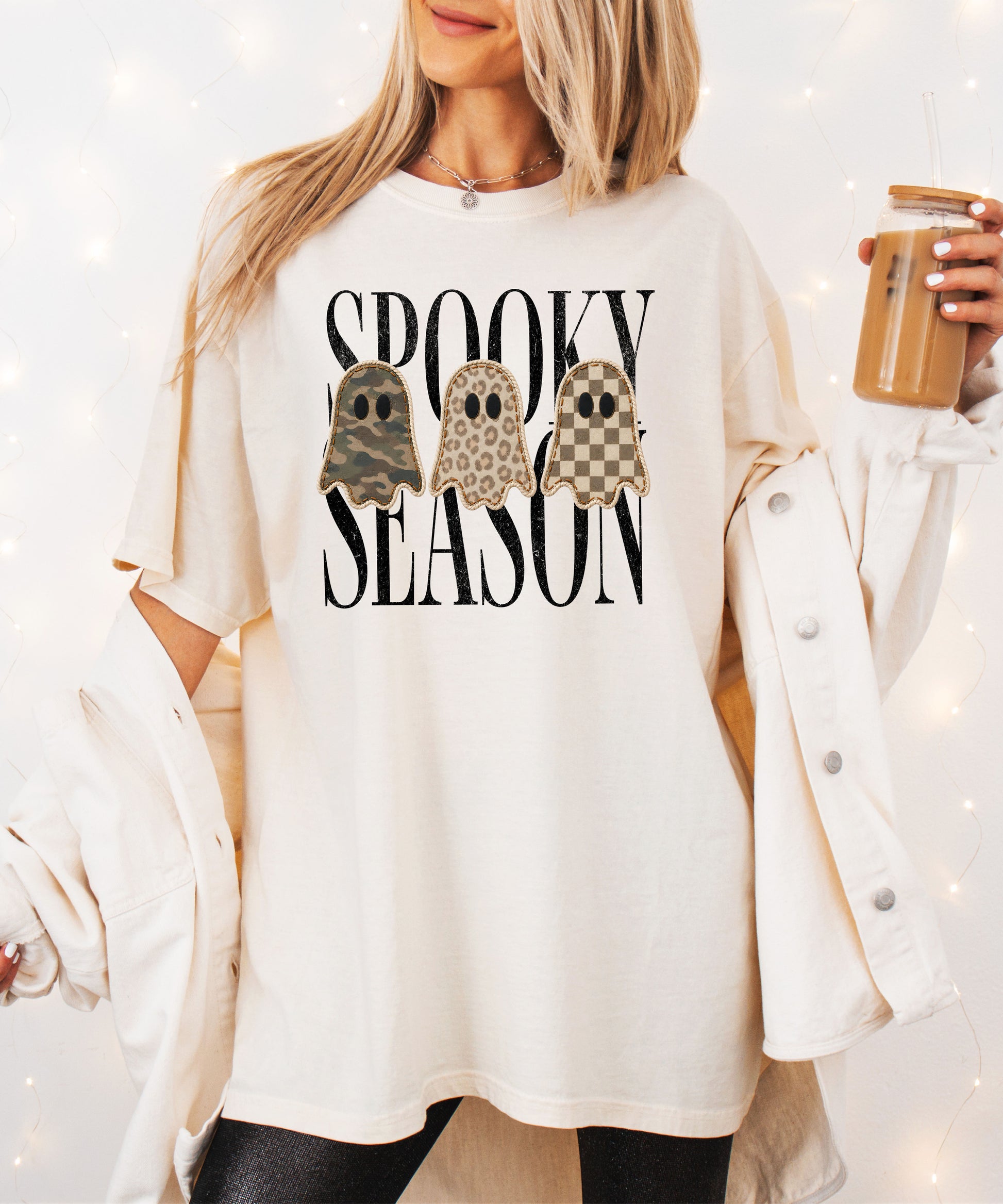 Spooky Season three ghosts Halloween graphic tee in Ivory, detail view