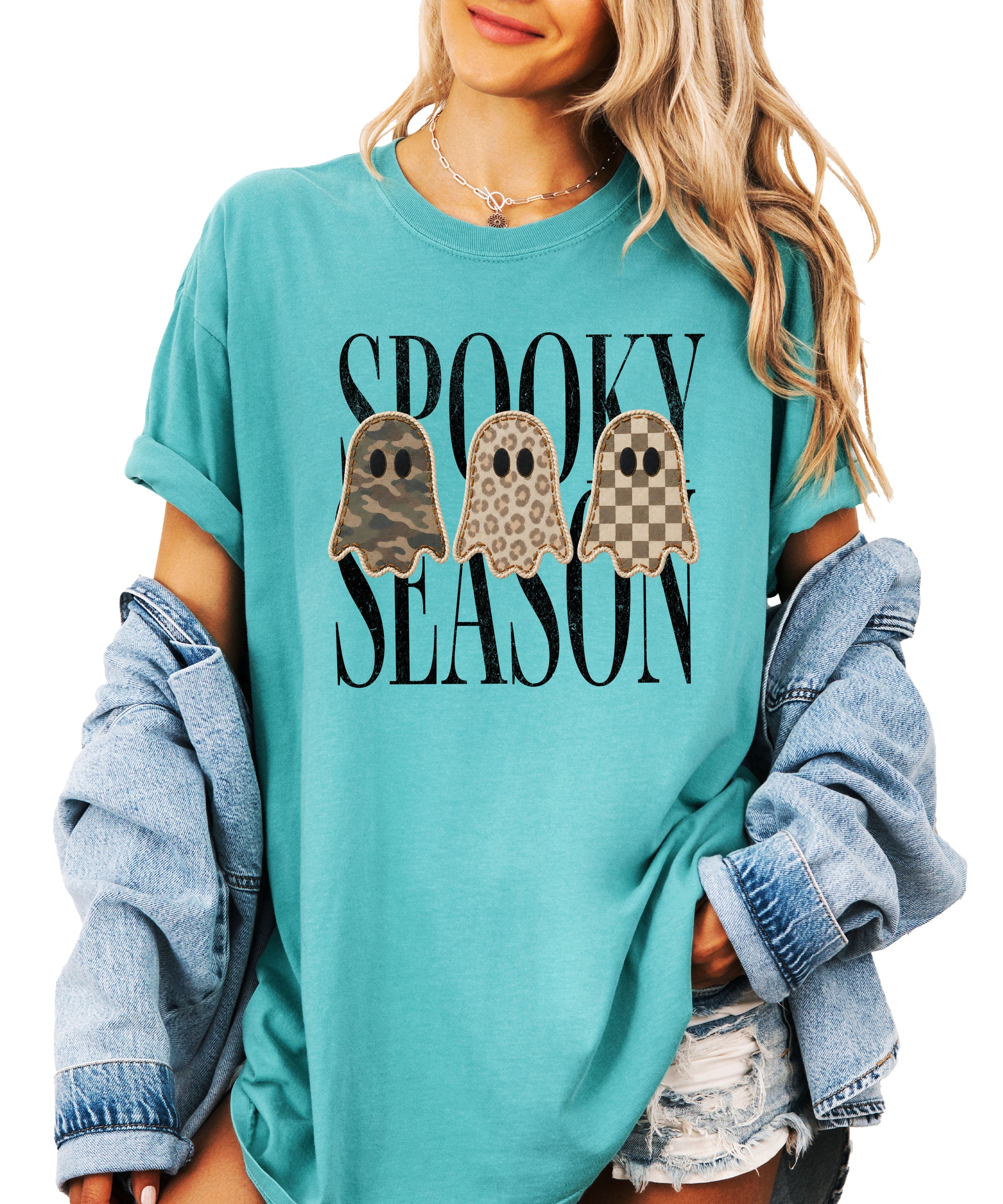 Spooky Season three ghosts Halloween graphic tee in Seafoam, front view