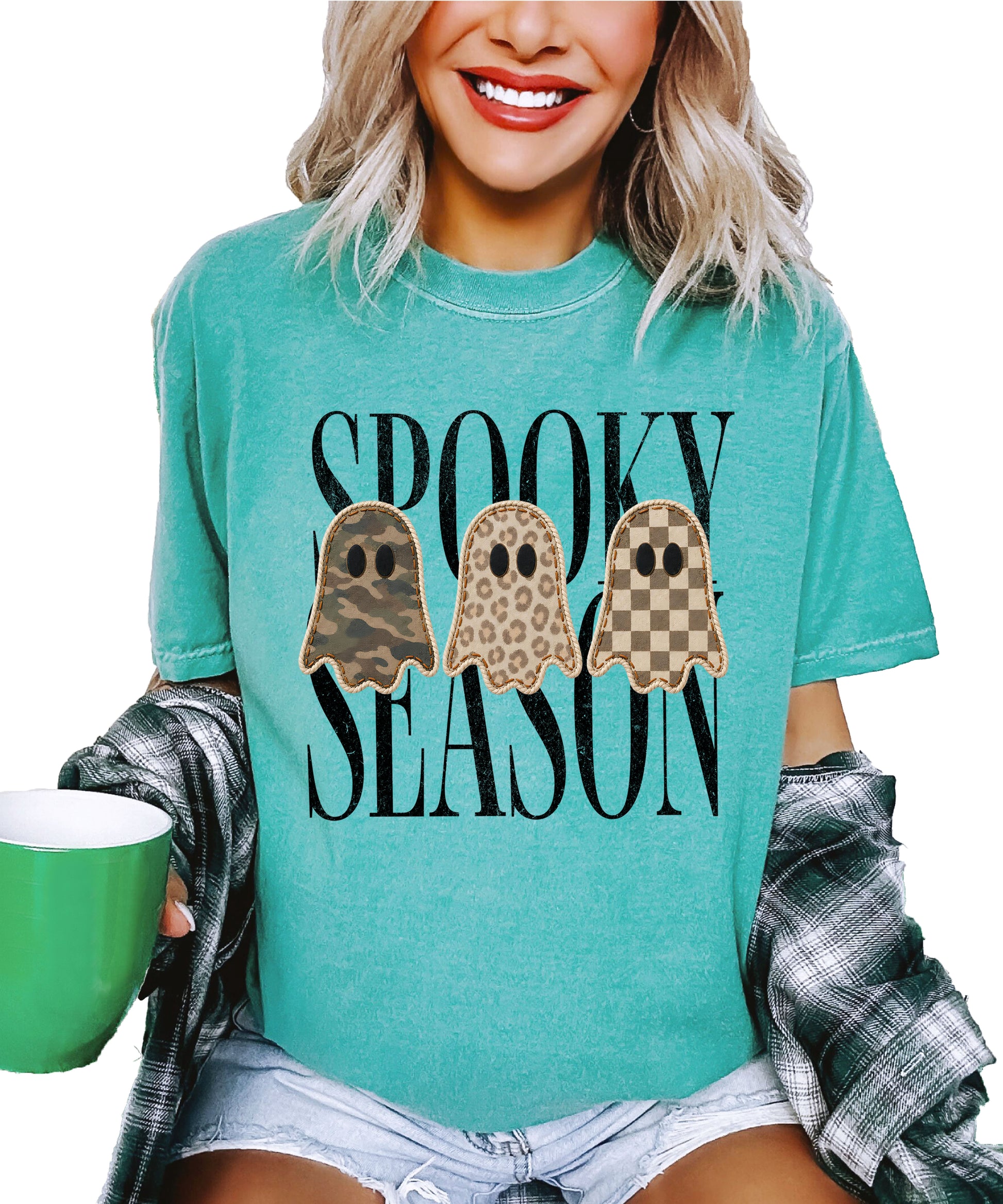 Spooky Season three ghosts Halloween graphic tee in Seafoam, detail view