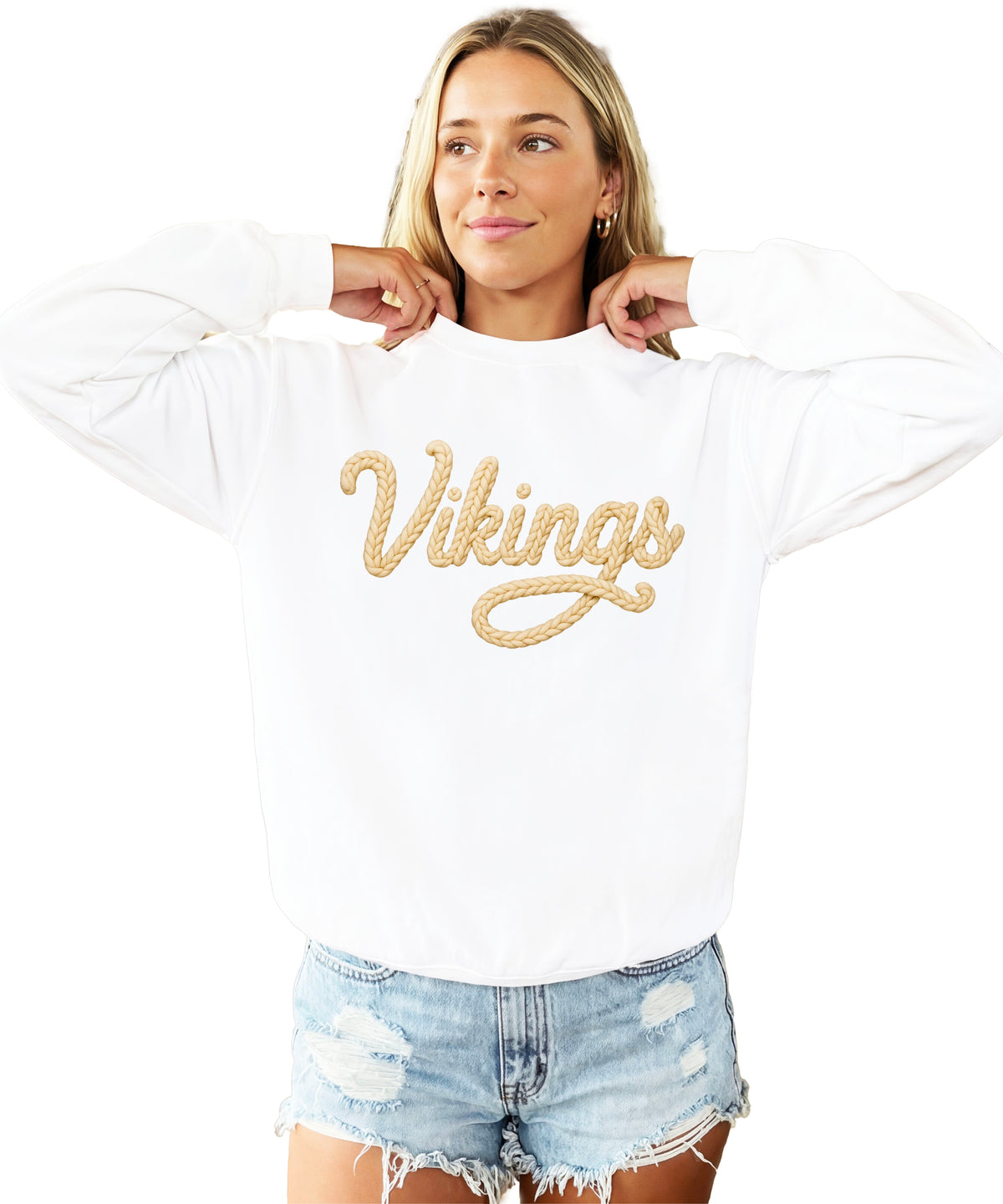 Vikings yarn script school spirit crewneck sweatshirt in White, detail view