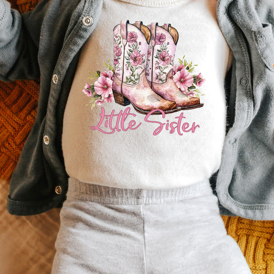 Natural Little Sister bodysuit, snap closure detail