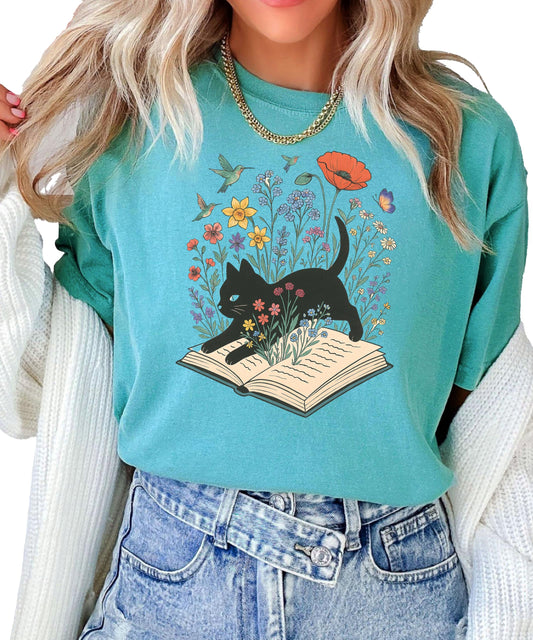 Black Cat Book Lover Shirt for Women & Teens Cute Floral T-Shirt for Reader