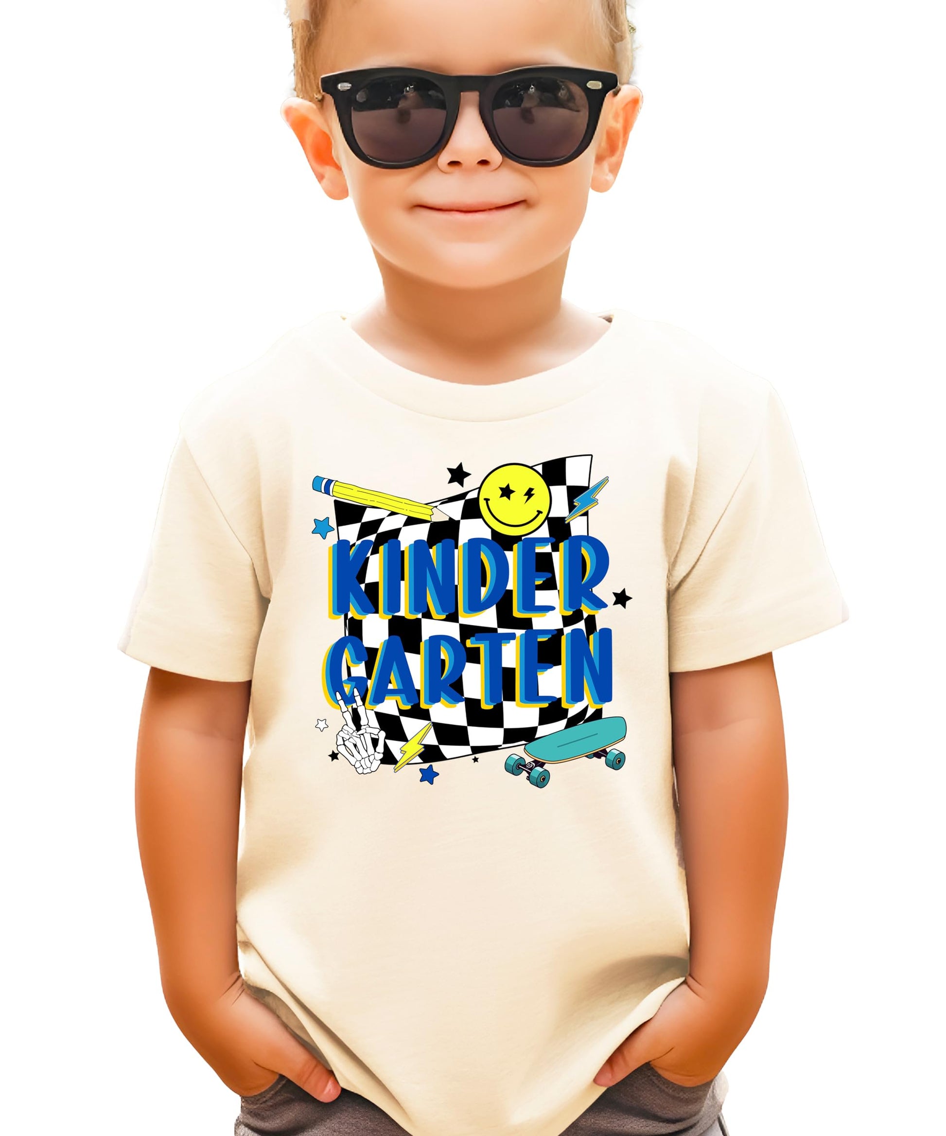 Detail shot of Olive Loves Apple retro kindergarten skateboard tee print quality