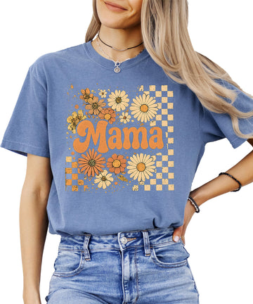 Trendy mama fall shirt with sunflower and checkered pattern design on women's tee