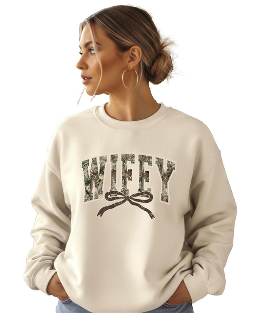 Trendy Camo Wifey Sweatshirt - Distressed Camouflage Sweater for Wife - Coquette Bow Pullover White Sweatshirt Adult Large