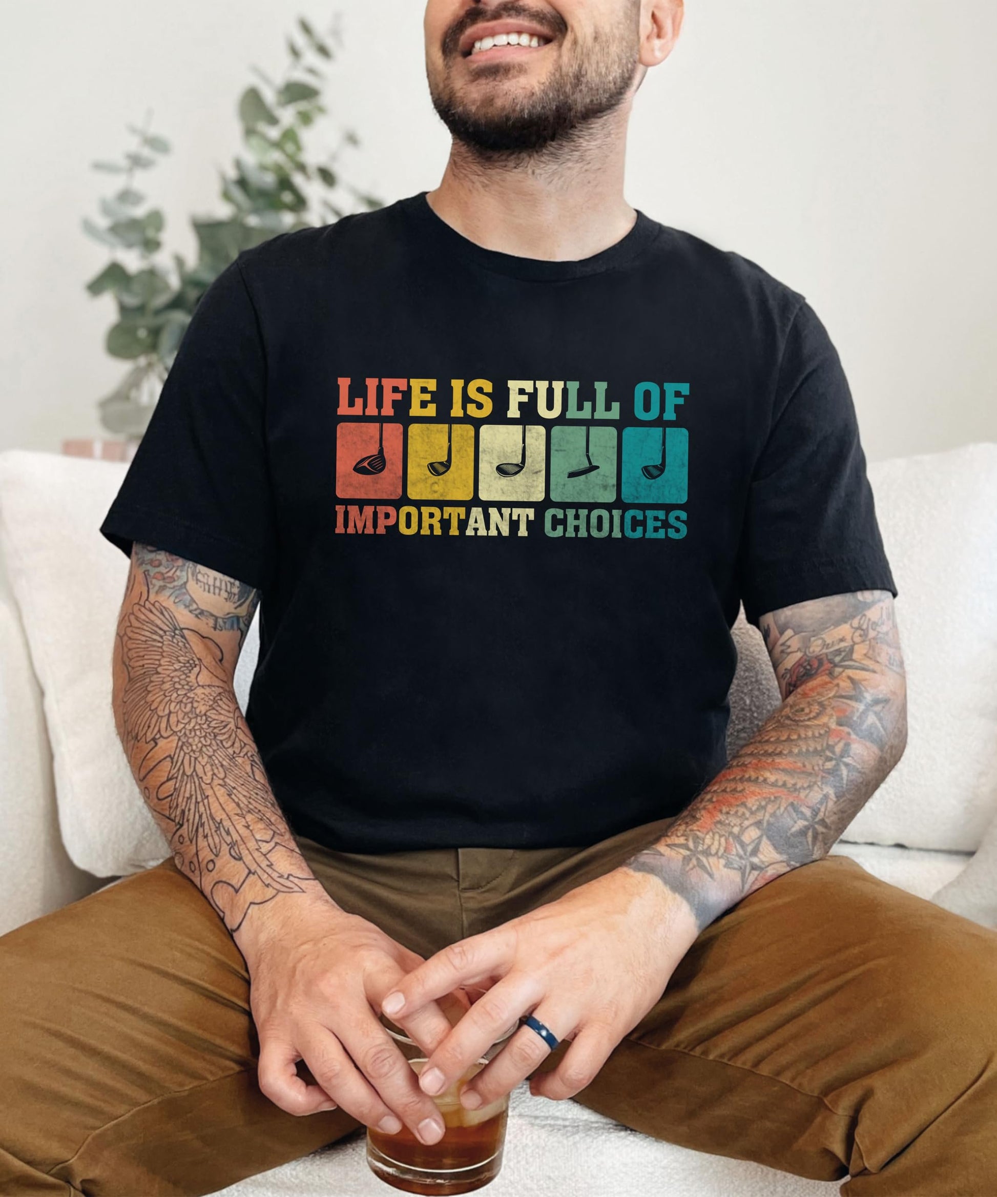 Close-up of sarcastic golfer shirt print featuring vintage-style golf clubs and funny quote