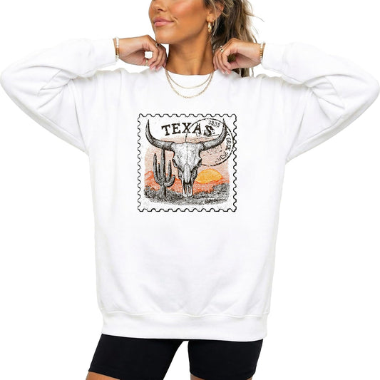 Olive Loves Apple Vintage Western Sweatshirt for Men Women & Teens Desert Steer Skull Cactus Texas Graphic Crewneck