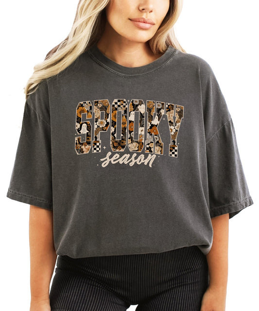Spooky Season floral Halloween t-shirt with checkered pattern and autumn colors for women